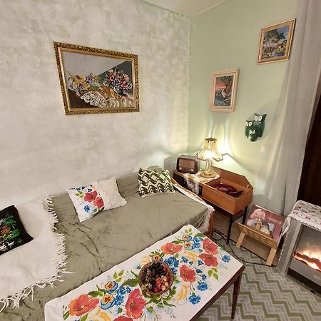 Groundfloor Retro Vintage Bezbarierovy V Rodisti Karel Capek Rur Robot V Blizkosti Krkonos Pro Milovniky Cyklistiky Vintage Non-Barier Accomodation Near Mountain For Bicycle, Jw Apartment Male Svatonovice ภายนอก รูปภาพ